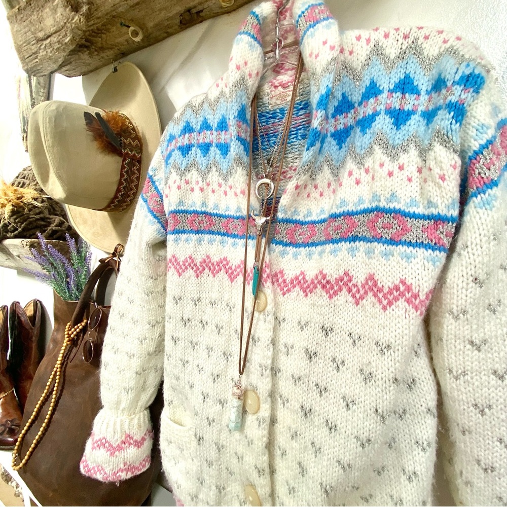 SOLD⭐️RARE Artisan HANDCRAFTED granny sweater-Navajo/NORDIC/Aztec/Pendleton vibe - Picture 14 of 16